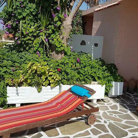 Melina's * Καλαβάρδα