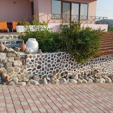 Melina's Apartament Kalavárda